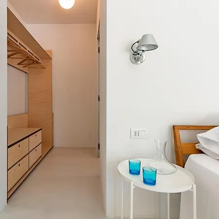 Bed & Breakfast Casale Valverde 3*